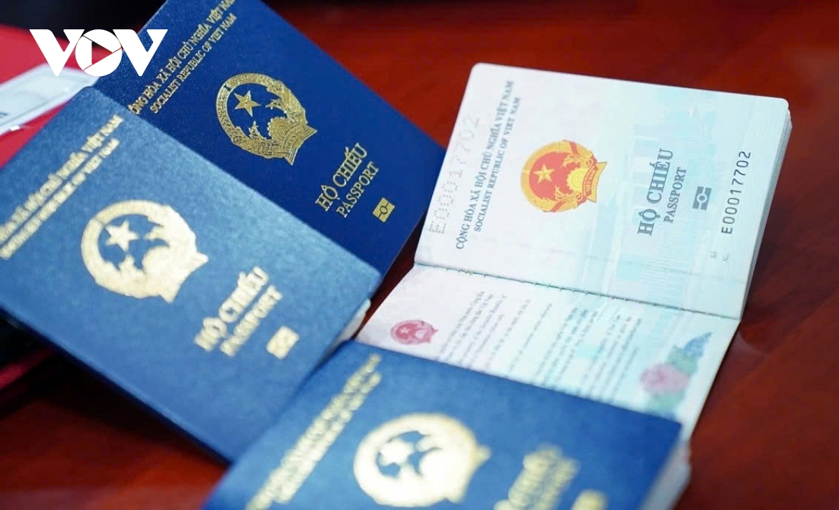 Vietnam passport climbs two notches in Henley global rankings